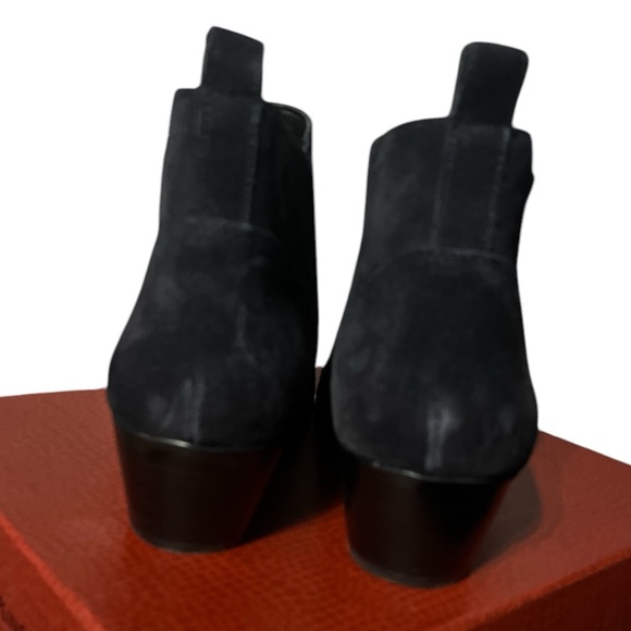 Donald Pliner Dixie Suede Bootie - Picture 6 of 7